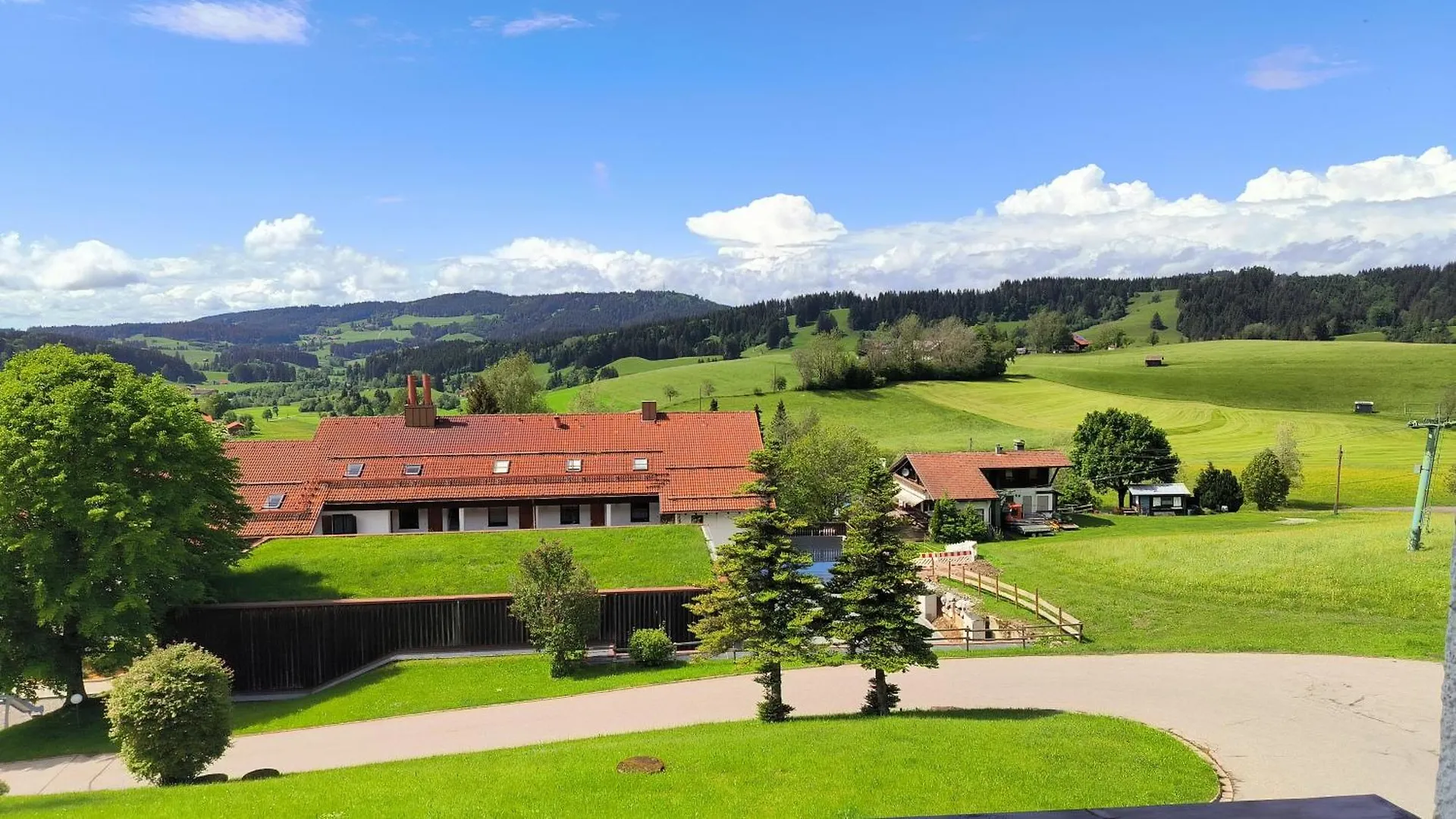Fewo Allgaeuerle1605 Mit Hallenbad, Sauna, Tiefgarage Und Wlan Missen-Wilhams
